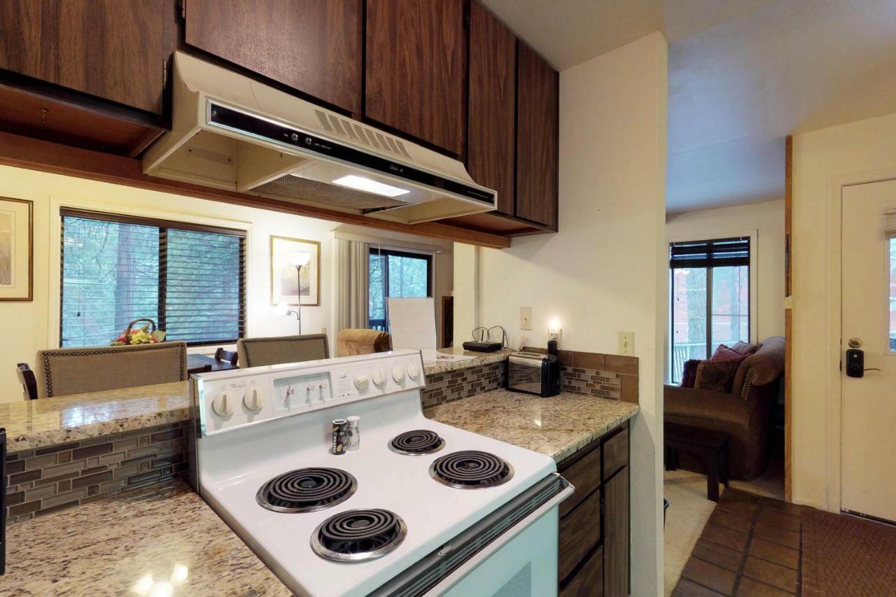 Shady Cove Condominium Shaver Lake Extérieur photo